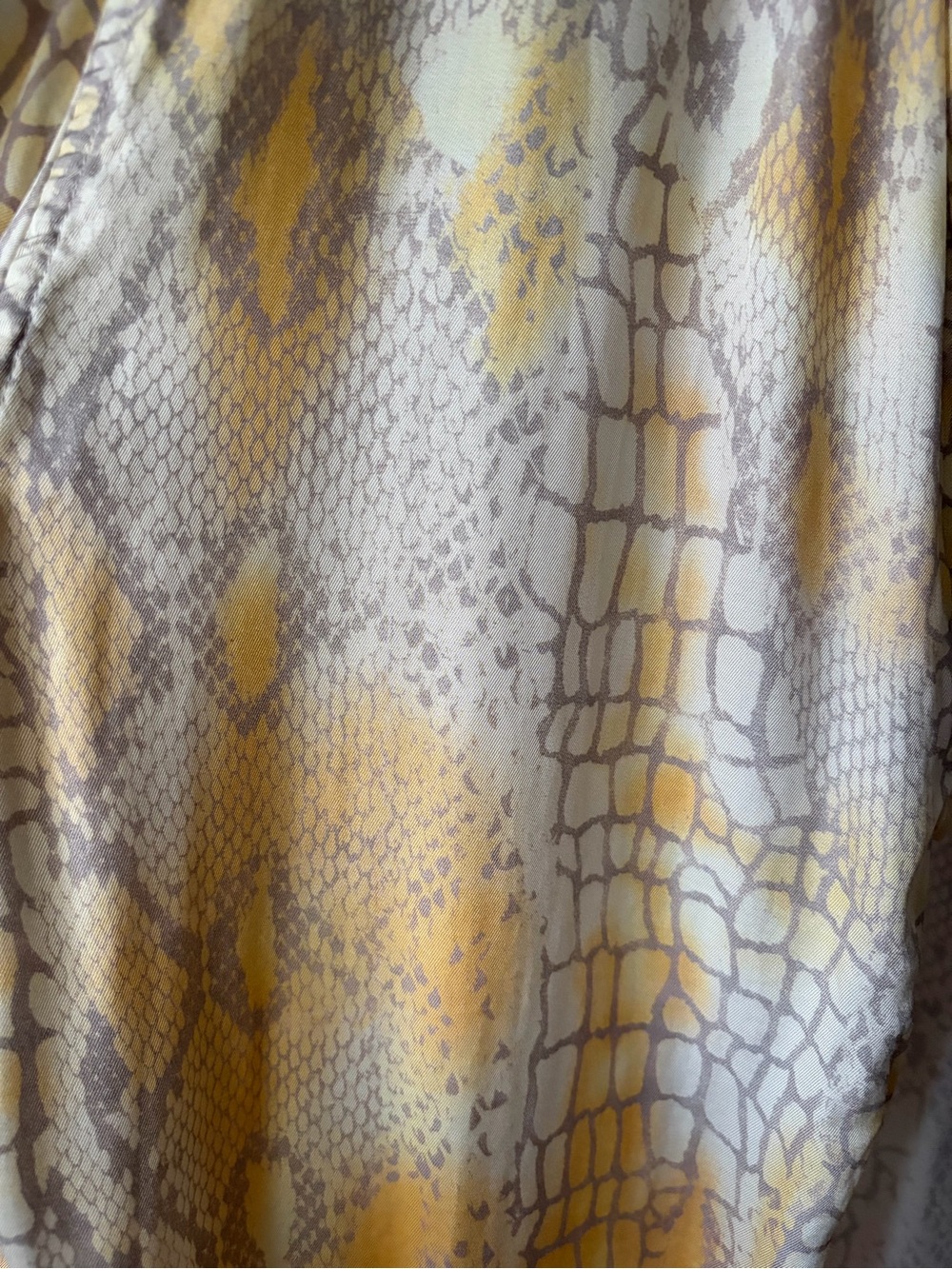 AllSaints Skrale Snake Print Relaxed Fit Shirt Size XL - Picture 2 of 9